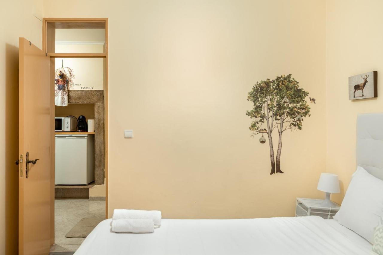 Cozy One Bedroom Apt In Historic Location - Carmo Lisboa Kültér fotó